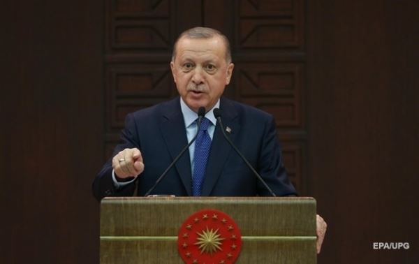 Эрдоган заявил, что купить С-400 Турцию вынуждают США