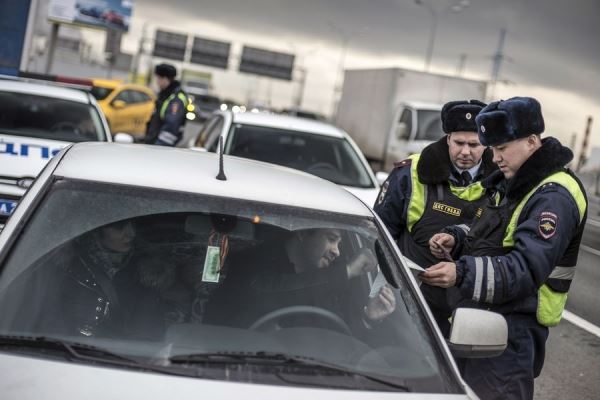 Российских водителей перестали штрафовать за превышение средней скорости 