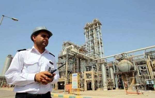 США и Китай обсудили закупку иранской нефти - СМИ