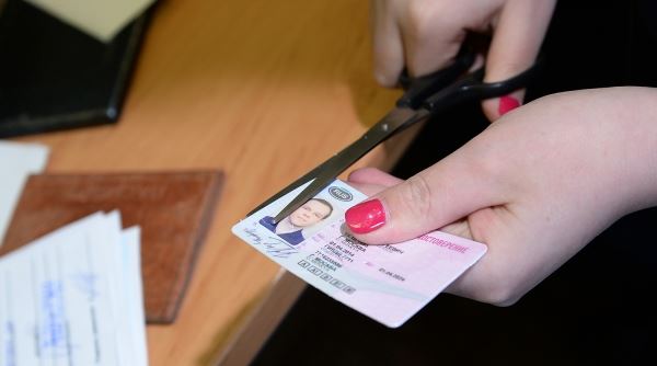 Ввести упрощенную идентификацию через водительские права в России могут в 2022 году