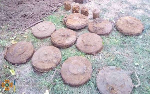 В Запорожской области во дворе частного дома нашли мины времен войны